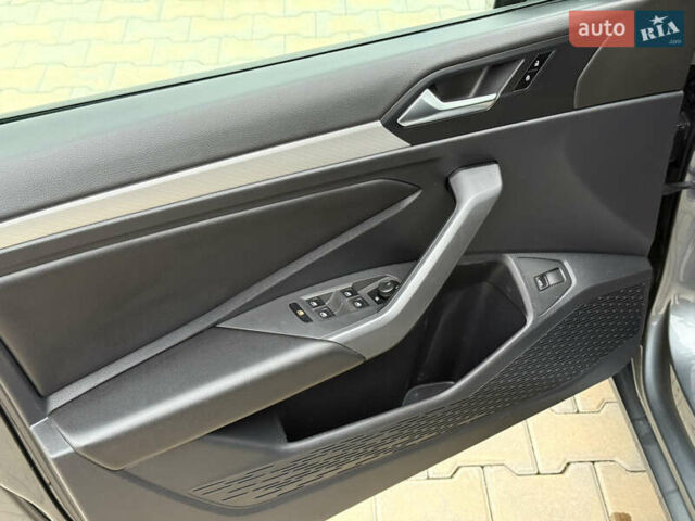 Сірий Фольксваген Джетта, об'ємом двигуна 1.4 л та пробігом 190 тис. км за 13700 $, фото 15 на Automoto.ua