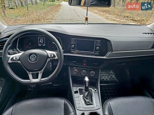 Фольксваген Джетта 2018 в Полтаве на Automoto.ua Серый Фольксваген Джетта, объемом двигателя 1.4 л и пробегом 163 тыс. км за 14300 $, фото 5 на Automoto.ua