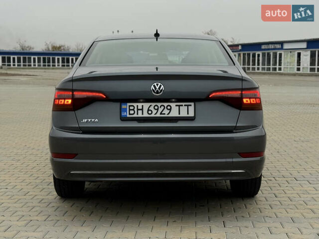 Сірий Фольксваген Джетта, об'ємом двигуна 1.4 л та пробігом 190 тис. км за 13700 $, фото 7 на Automoto.ua