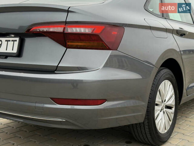 Сірий Фольксваген Джетта, об'ємом двигуна 1.4 л та пробігом 190 тис. км за 13700 $, фото 10 на Automoto.ua