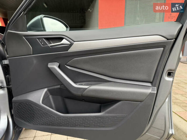 Сірий Фольксваген Джетта, об'ємом двигуна 1.4 л та пробігом 59 тис. км за 16800 $, фото 46 на Automoto.ua