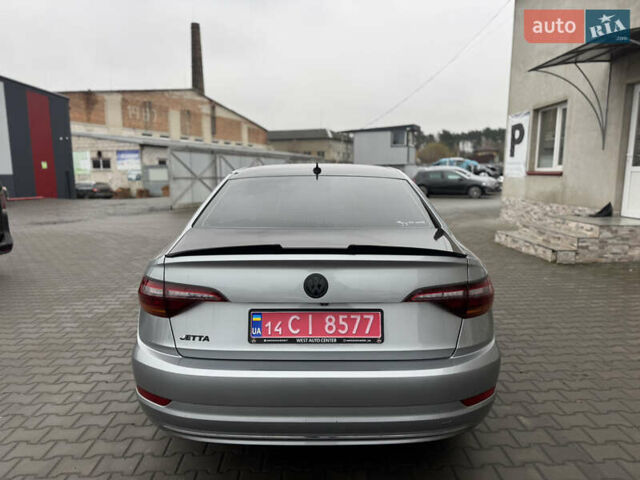 Сірий Фольксваген Джетта, об'ємом двигуна 1.4 л та пробігом 98 тис. км за 10500 $, фото 4 на Automoto.ua