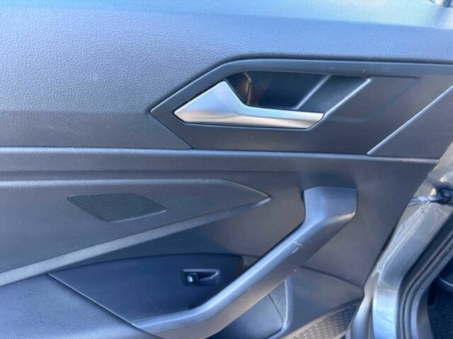 Сірий Фольксваген Джетта, об'ємом двигуна 1.4 л та пробігом 31 тис. км за 11000 $, фото 10 на Automoto.ua