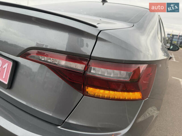 Сірий Фольксваген Джетта, об'ємом двигуна 1.4 л та пробігом 185 тис. км за 13999 $, фото 51 на Automoto.ua