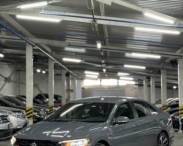 Серый Фольксваген Джетта, объемом двигателя 1.98 л и пробегом 70 тыс. км за 18200 $, фото 2 на Automoto.ua