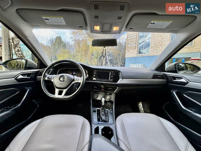 Фольксваген Джетта 2019 в Тернополе на Automoto.ua Серый Фольксваген Джетта, объемом двигателя 1.4 л и пробегом 72 тыс. км за 14700 $, фото 15 на Automoto.ua