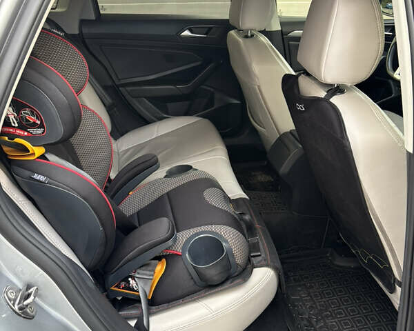 Фольксваген Джетта 2019 в Тернополе на Automoto.ua Серый Фольксваген Джетта, объемом двигателя 1.4 л и пробегом 72 тыс. км за 14700 $, фото 13 на Automoto.ua