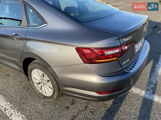 Серый Фольксваген Джетта, объемом двигателя 1.4 л и пробегом 109 тыс. км за 15900 $, фото 5 на Automoto.ua