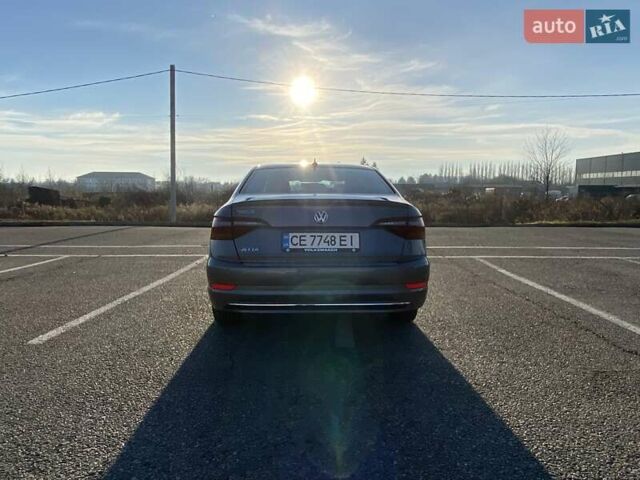 Серый Фольксваген Джетта, объемом двигателя 1.4 л и пробегом 109 тыс. км за 15900 $, фото 3 на Automoto.ua