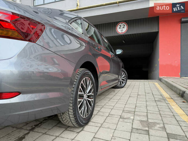 Сірий Фольксваген Джетта, об'ємом двигуна 1.4 л та пробігом 59 тис. км за 16800 $, фото 16 на Automoto.ua