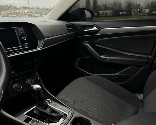 Серый Фольксваген Джетта, объемом двигателя 1.4 л и пробегом 80 тыс. км за 13300 $, фото 9 на Automoto.ua