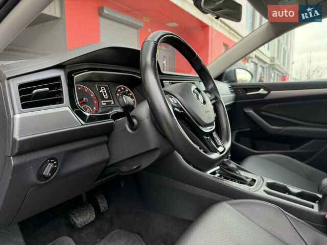 Сірий Фольксваген Джетта, об'ємом двигуна 1.4 л та пробігом 59 тис. км за 16800 $, фото 22 на Automoto.ua