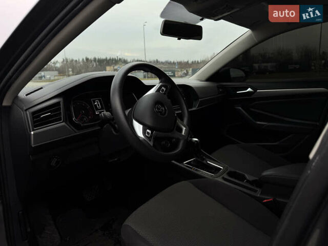 Серый Фольксваген Джетта, объемом двигателя 1.4 л и пробегом 80 тыс. км за 13300 $, фото 11 на Automoto.ua