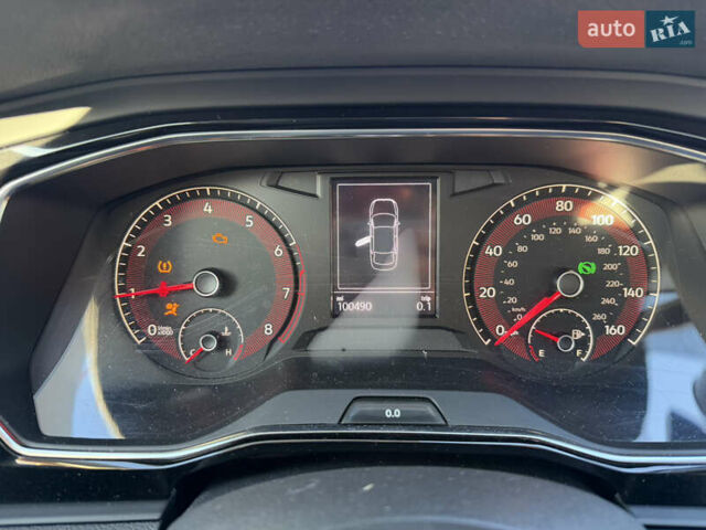Серый Фольксваген Джетта, объемом двигателя 1.4 л и пробегом 161 тыс. км за 9999 $, фото 14 на Automoto.ua