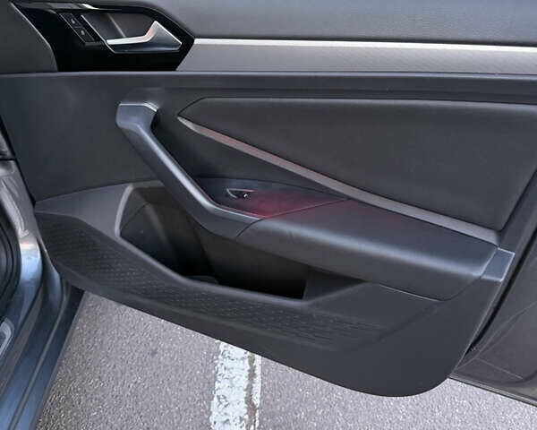 Сірий Фольксваген Джетта, об'ємом двигуна 1.4 л та пробігом 185 тис. км за 13999 $, фото 42 на Automoto.ua