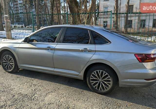 Серый Фольксваген Джетта, объемом двигателя 1.4 л и пробегом 79 тыс. км за 18000 $, фото 3 на Automoto.ua