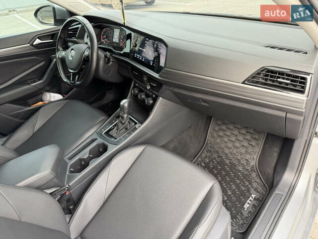 Серый Фольксваген Джетта, объемом двигателя 1.4 л и пробегом 124 тыс. км за 15800 $, фото 18 на Automoto.ua