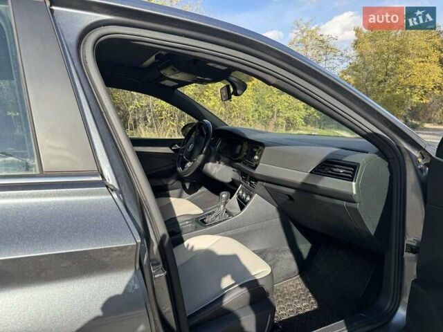 Серый Фольксваген Джетта, объемом двигателя 1.4 л и пробегом 81 тыс. км за 16855 $, фото 11 на Automoto.ua