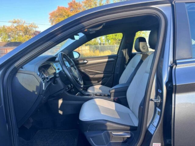 Сірий Фольксваген Джетта, об'ємом двигуна 1.4 л та пробігом 31 тис. км за 11000 $, фото 7 на Automoto.ua