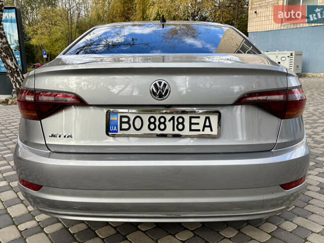 Фольксваген Джетта 2019 в Тернополе на Automoto.ua Серый Фольксваген Джетта, объемом двигателя 1.4 л и пробегом 72 тыс. км за 14700 $, фото 8 на Automoto.ua