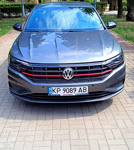 Серый Фольксваген Джетта, объемом двигателя 1.4 л и пробегом 76 тыс. км за 14000 $, фото 1 на Automoto.ua