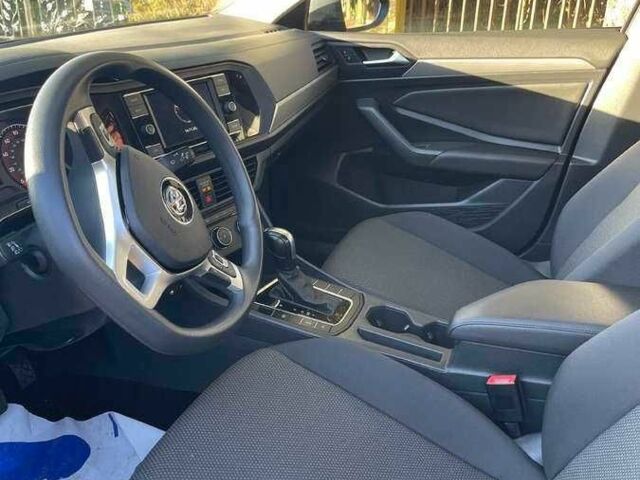 Серый Фольксваген Джетта, объемом двигателя 0 л и пробегом 42 тыс. км за 10500 $, фото 5 на Automoto.ua