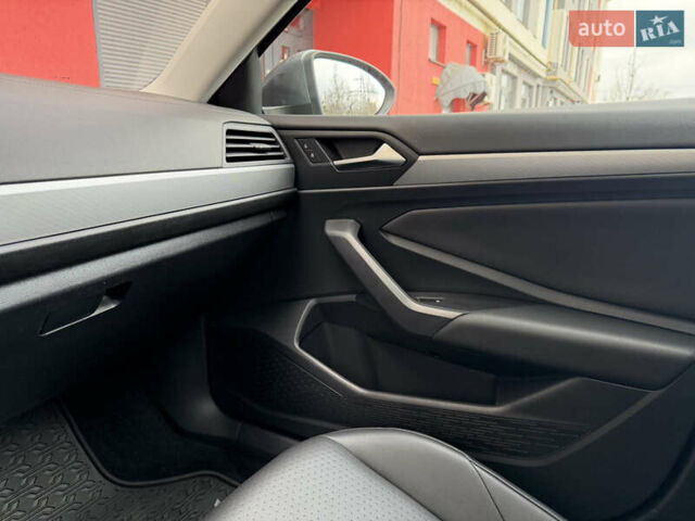 Сірий Фольксваген Джетта, об'ємом двигуна 1.4 л та пробігом 59 тис. км за 16800 $, фото 42 на Automoto.ua