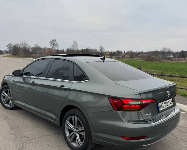 Сірий Фольксваген Джетта, об'ємом двигуна 1.4 л та пробігом 103 тис. км за 15950 $, фото 4 на Automoto.ua