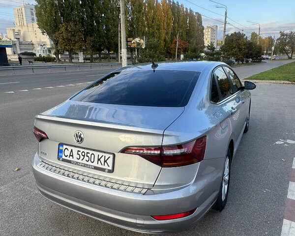 Серый Фольксваген Джетта, объемом двигателя 1.4 л и пробегом 75 тыс. км за 17200 $, фото 4 на Automoto.ua
