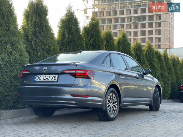 Серый Фольксваген Джетта, объемом двигателя 1.4 л и пробегом 89 тыс. км за 15700 $, фото 4 на Automoto.ua