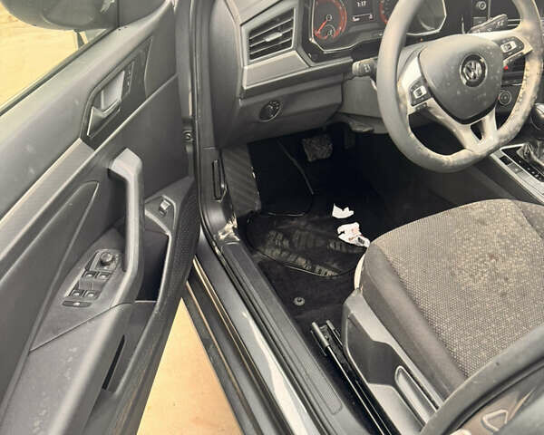 Серый Фольксваген Джетта, объемом двигателя 1.4 л и пробегом 81 тыс. км за 10800 $, фото 7 на Automoto.ua