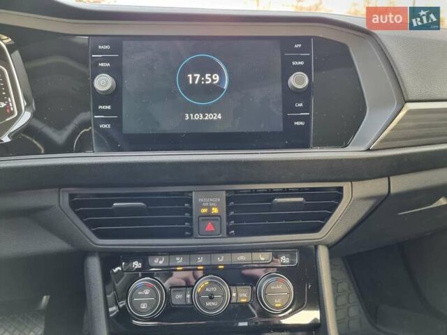 Серый Фольксваген Джетта, объемом двигателя 1.4 л и пробегом 95 тыс. км за 18500 $, фото 24 на Automoto.ua