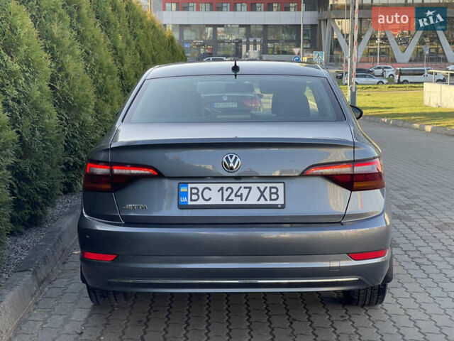 Серый Фольксваген Джетта, объемом двигателя 1.4 л и пробегом 89 тыс. км за 15700 $, фото 5 на Automoto.ua