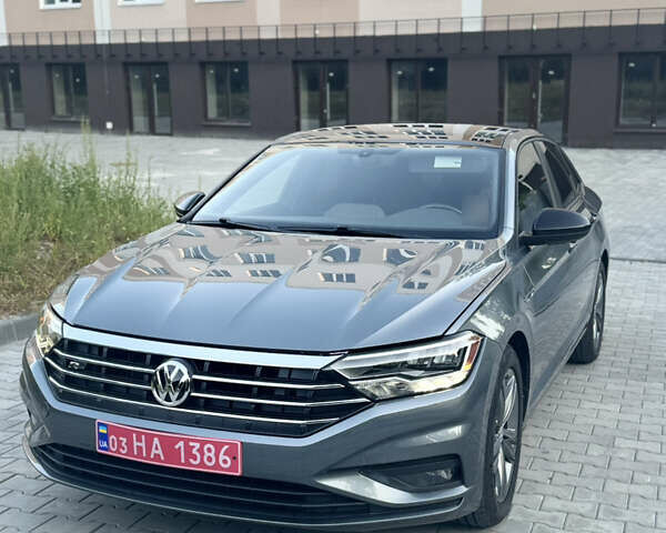 Серый Фольксваген Джетта, объемом двигателя 1.4 л и пробегом 134 тыс. км за 15000 $, фото 6 на Automoto.ua