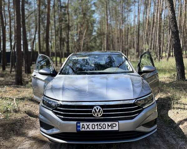 Серый Фольксваген Джетта, объемом двигателя 1.4 л и пробегом 95 тыс. км за 18500 $, фото 3 на Automoto.ua