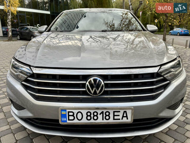 Фольксваген Джетта 2019 в Тернополе на Automoto.ua Серый Фольксваген Джетта, объемом двигателя 1.4 л и пробегом 72 тыс. км за 14700 $, фото 2 на Automoto.ua