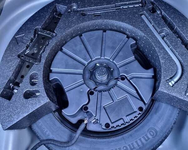 Серый Фольксваген Джетта, объемом двигателя 1.4 л и пробегом 95 тыс. км за 18500 $, фото 10 на Automoto.ua