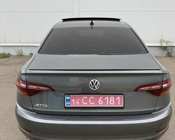Сірий Фольксваген Джетта, об'ємом двигуна 1.4 л та пробігом 185 тис. км за 13999 $, фото 4 на Automoto.ua