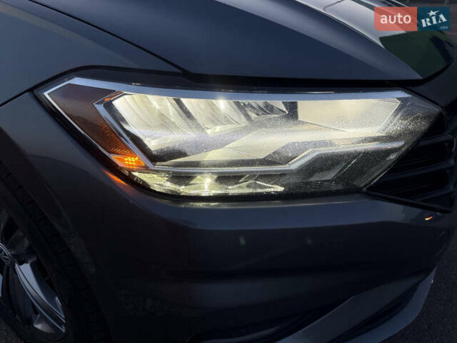 Сірий Фольксваген Джетта, об'ємом двигуна 1.4 л та пробігом 185 тис. км за 13999 $, фото 53 на Automoto.ua