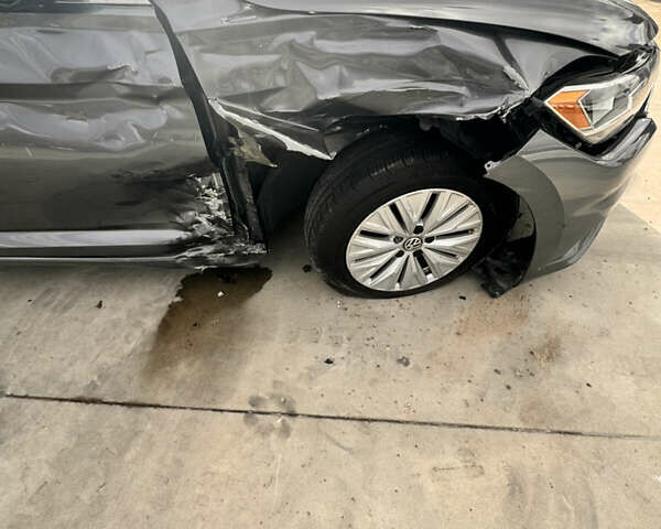 Серый Фольксваген Джетта, объемом двигателя 1.4 л и пробегом 81 тыс. км за 10800 $, фото 15 на Automoto.ua