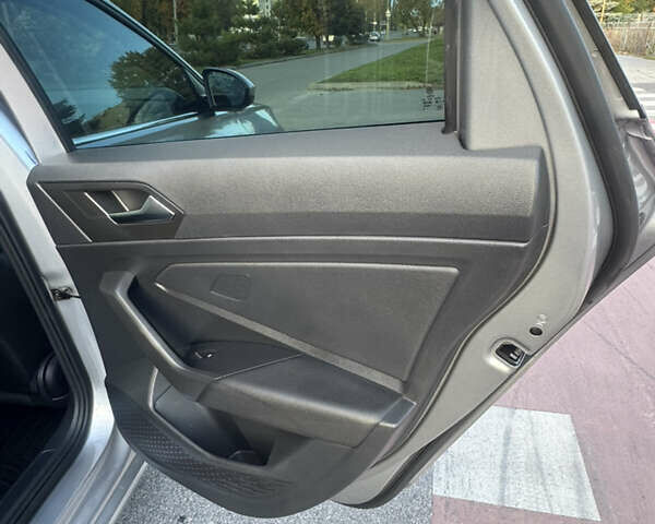 Серый Фольксваген Джетта, объемом двигателя 1.4 л и пробегом 75 тыс. км за 17200 $, фото 11 на Automoto.ua