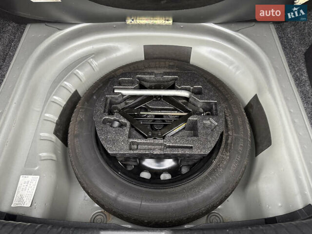 Серый Фольксваген Джетта, объемом двигателя 1.4 л и пробегом 99 тыс. км за 17777 $, фото 26 на Automoto.ua