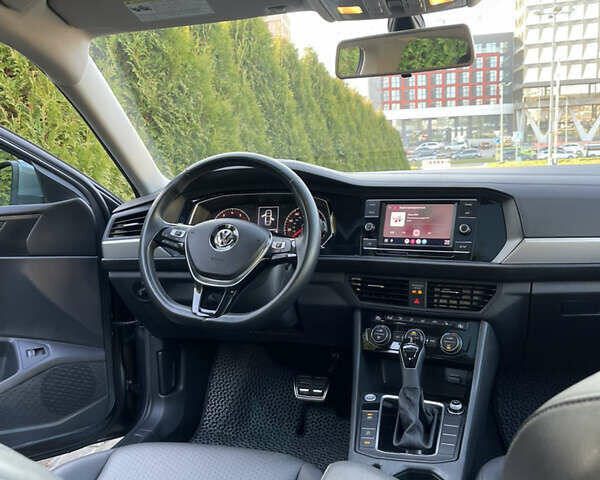 Серый Фольксваген Джетта, объемом двигателя 1.4 л и пробегом 89 тыс. км за 15700 $, фото 13 на Automoto.ua