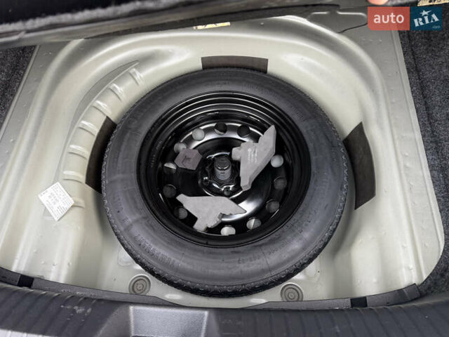 Сірий Фольксваген Джетта, об'ємом двигуна 1.4 л та пробігом 59 тис. км за 16800 $, фото 51 на Automoto.ua