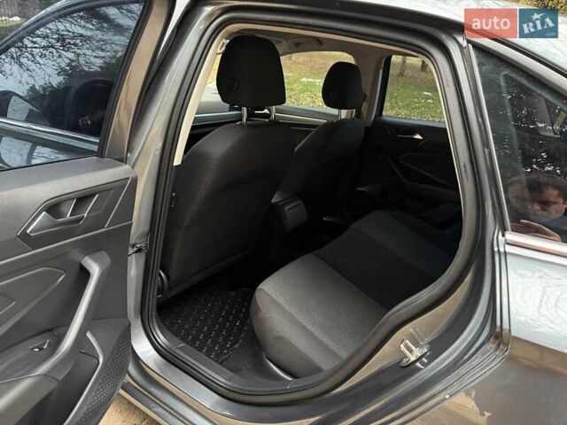 Сірий Фольксваген Джетта, об'ємом двигуна 1.4 л та пробігом 87 тис. км за 13500 $, фото 17 на Automoto.ua