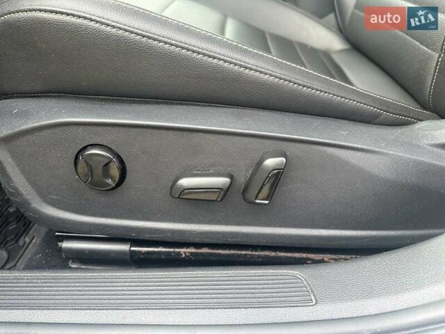 Сірий Фольксваген Джетта, об'ємом двигуна 1.4 л та пробігом 126 тис. км за 13900 $, фото 8 на Automoto.ua