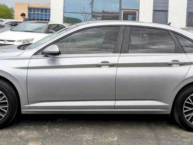 Серый Фольксваген Джетта, объемом двигателя 1.4 л и пробегом 44 тыс. км за 11500 $, фото 3 на Automoto.ua