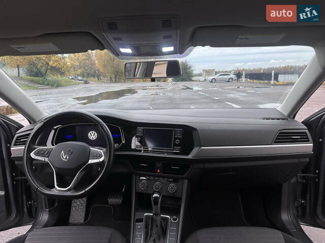 Серый Фольксваген Джетта, объемом двигателя 1.5 л и пробегом 83 тыс. км за 19000 $, фото 20 на Automoto.ua