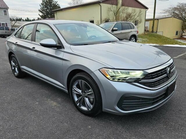 Серый Фольксваген Джетта, объемом двигателя 1.5 л и пробегом 13 тыс. км за 9000 $, фото 2 на Automoto.ua