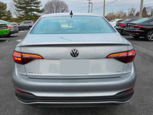 Серый Фольксваген Джетта, объемом двигателя 1.5 л и пробегом 11 тыс. км за 4500 $, фото 6 на Automoto.ua